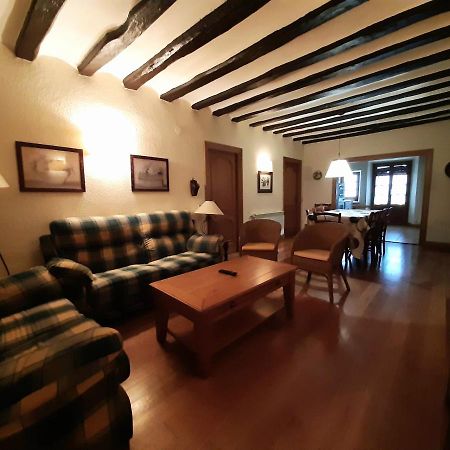Apartamentos Lazkano I Y II Uharte-Arakil Экстерьер фото