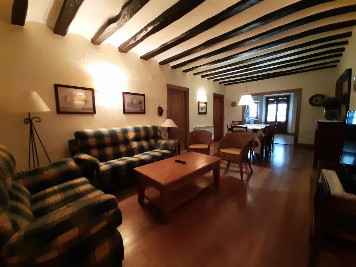 Apartamentos Lazkano I Y II Uharte-Arakil Экстерьер фото