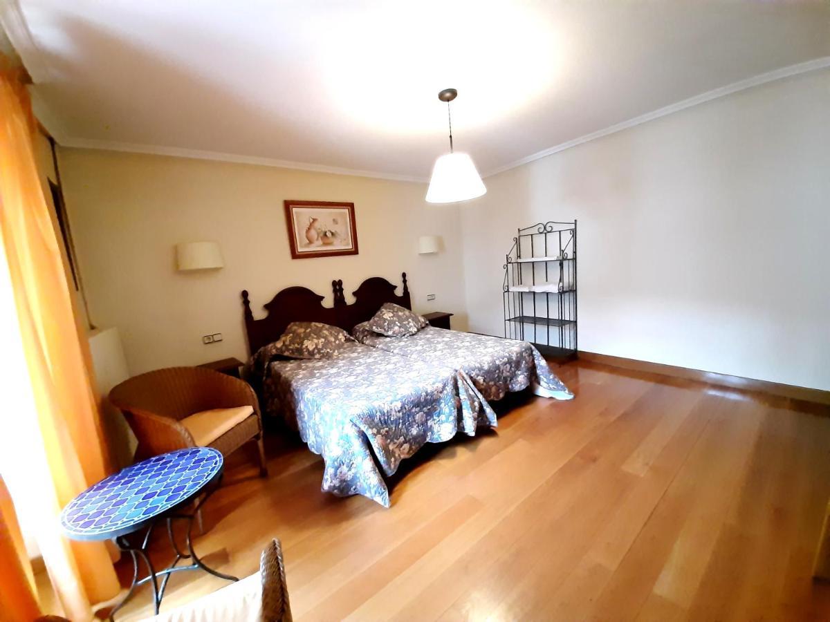 Apartamentos Lazkano I Y II Uharte-Arakil Экстерьер фото
